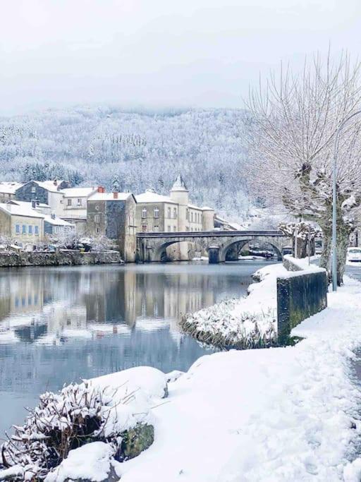 Gite Belfortes Plein Coeur De Brassac Brassac  Экстерьер фото