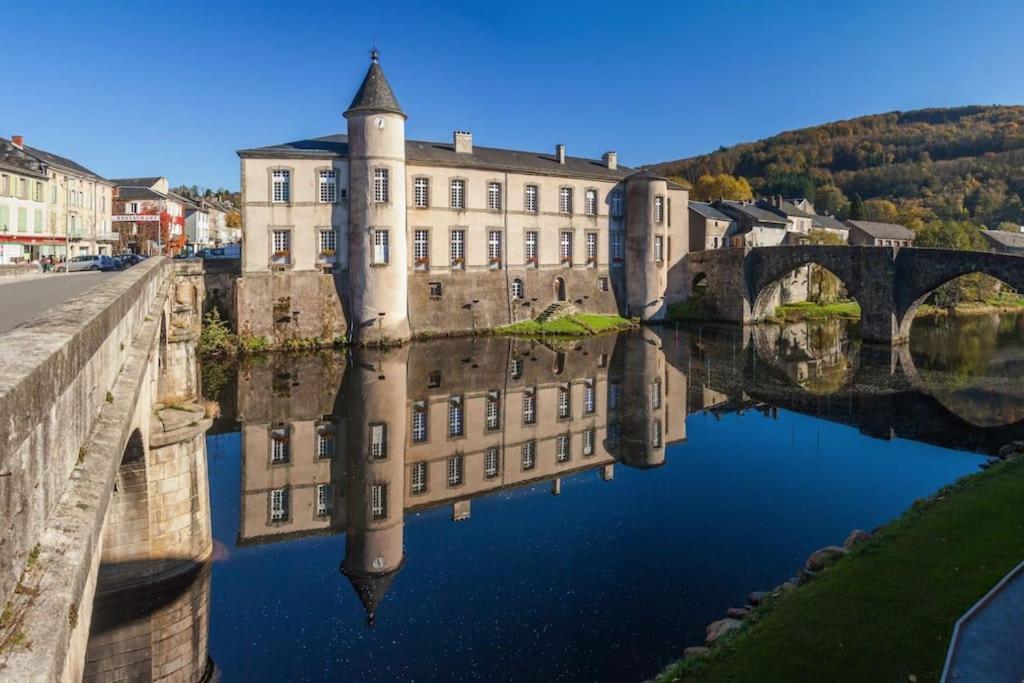 Gite Belfortes Plein Coeur De Brassac Brassac  Экстерьер фото
